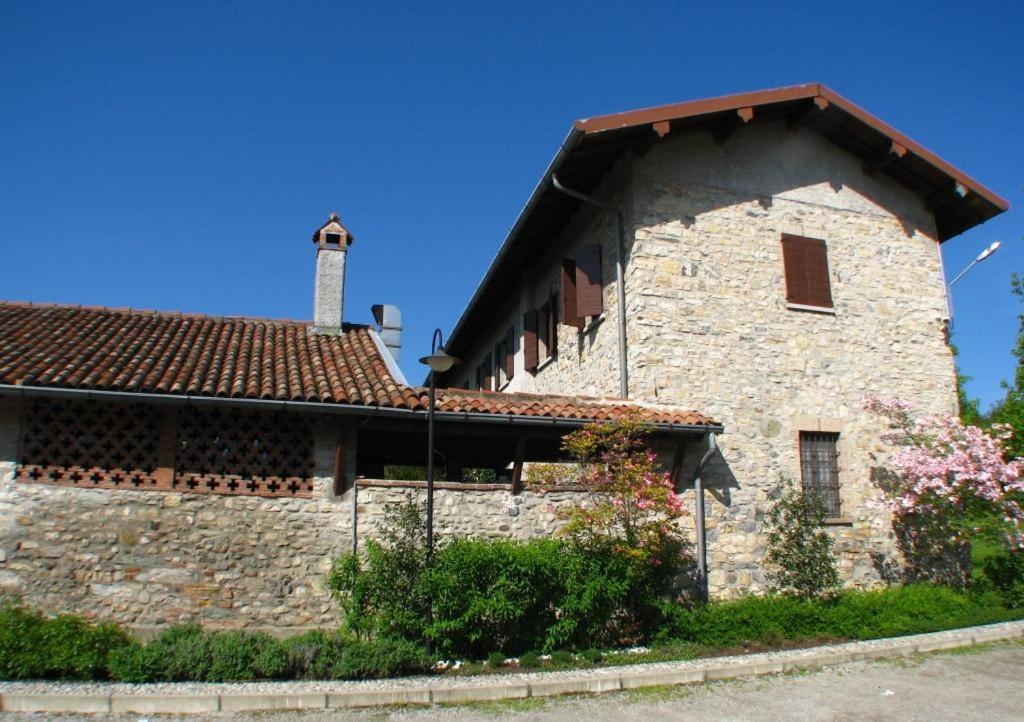 Agriturismo Cassinazza Orsenigo Экстерьер фото